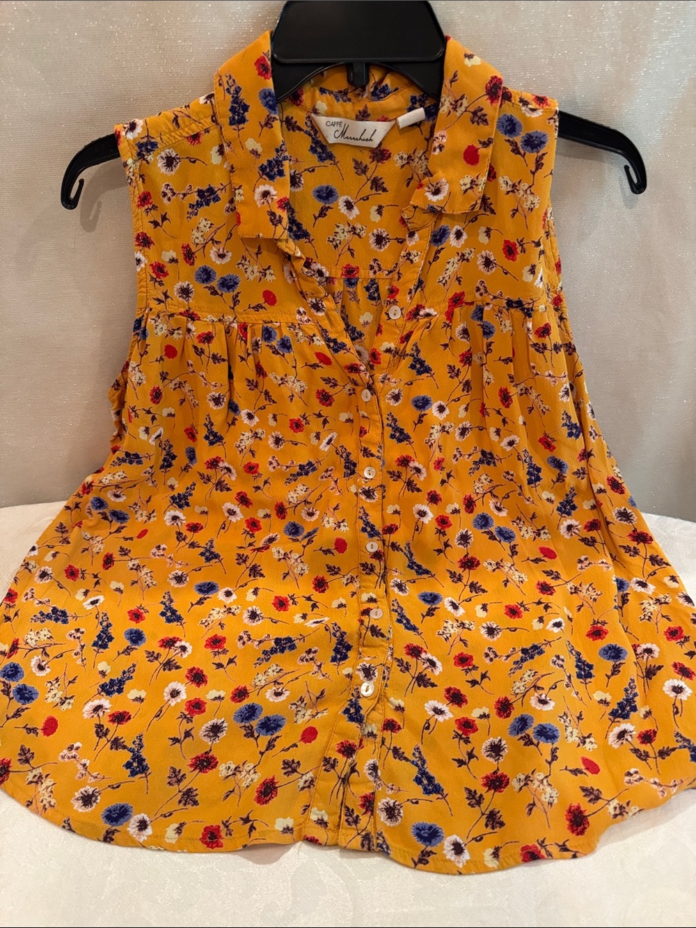 Caffe Marrakesh Mustard Floral Sleeveless Button-Front Blouse